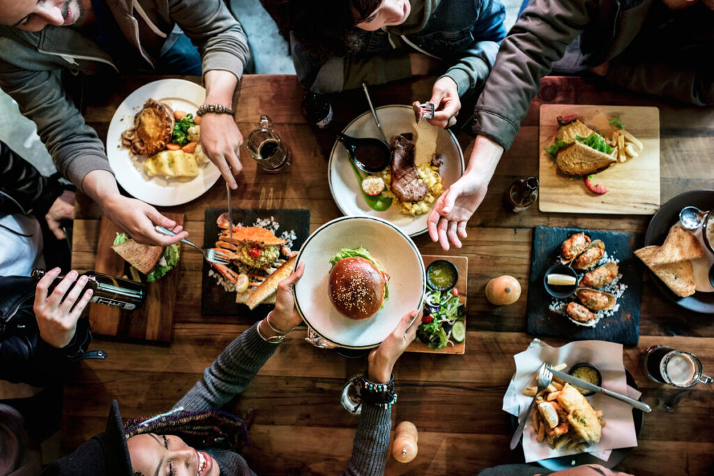 Groveland’s Culinary Treasures: Where to Eat and Savor in Savannah’s Hidden Gem Neighborhood